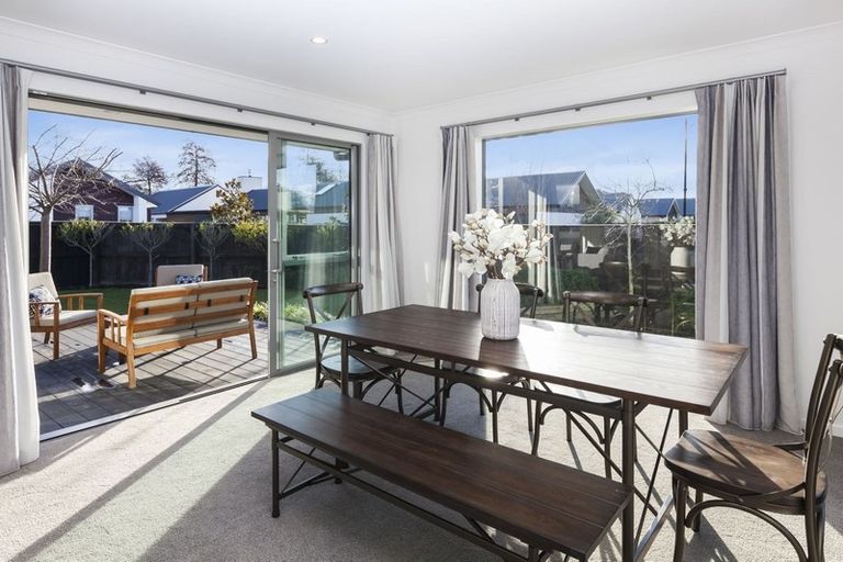 Photo of property in 29 Waterstock Way, Parklands, Christchurch, 8083