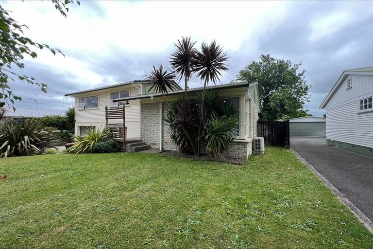 Photo of property in 7 Totara Drive, St Andrews, Hamilton, 3200