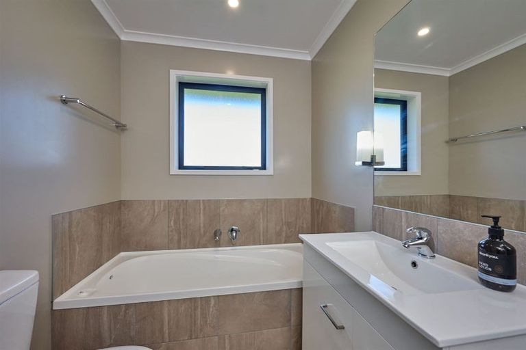 Photo of property in 5 Swyncombe Place, Kaikoura Flat, Kaikoura, 7371