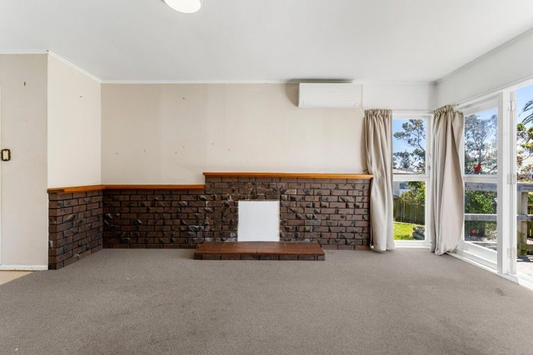 Photo of property in 22 President Avenue, Papakura, 2110