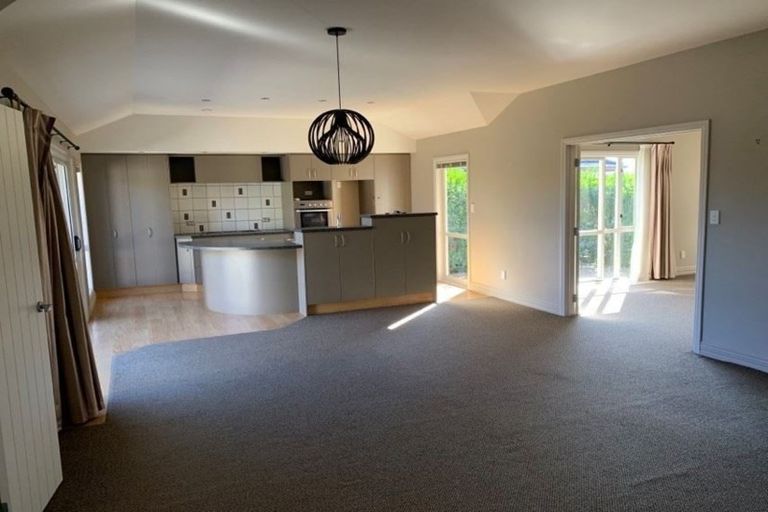 Photo of property in 35 Brooklands Drive, Havelock North, 4130