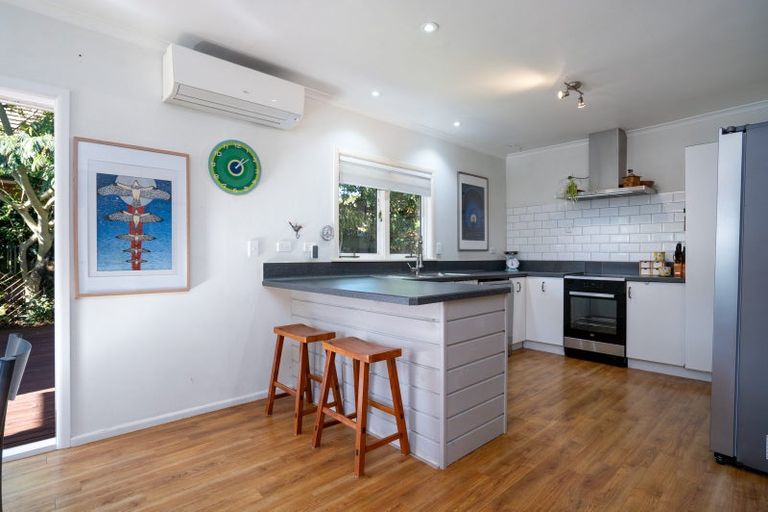 Photo of property in 49 Princes Street, Cambridge, 3434