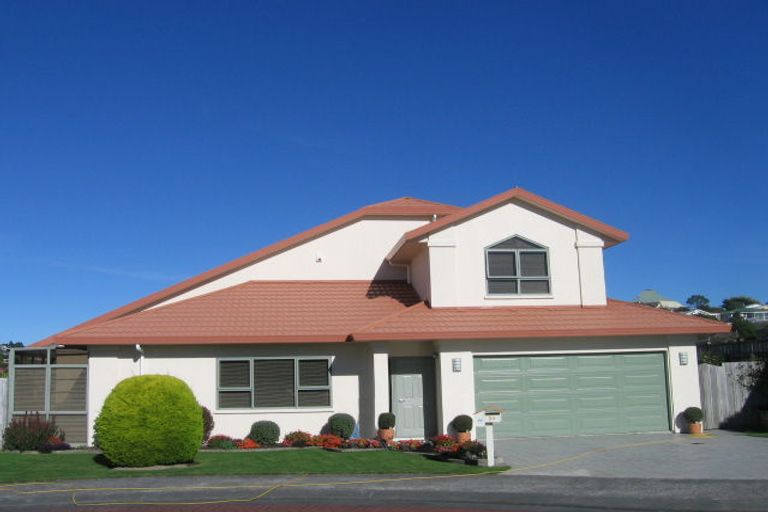 Photo of property in 30 Ring Lane, Paparangi, Wellington, 6037