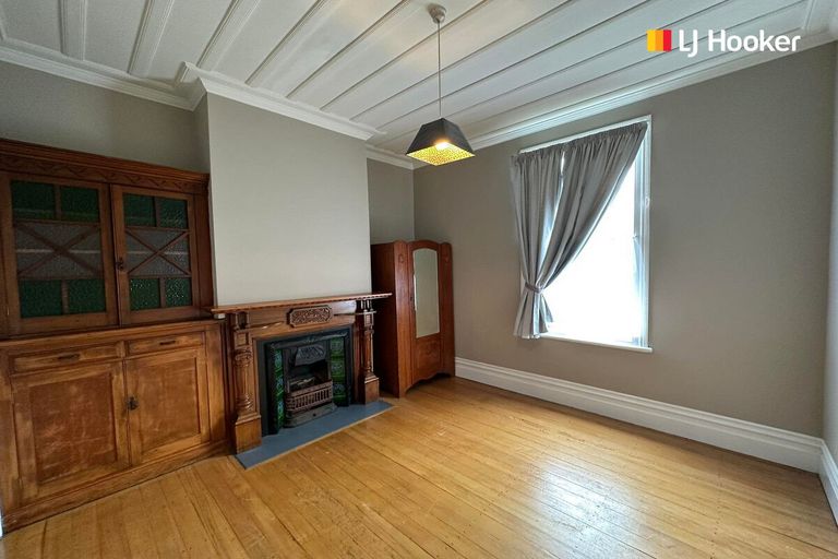 Photo of property in 255 Oxford Street, South Dunedin, Dunedin, 9012