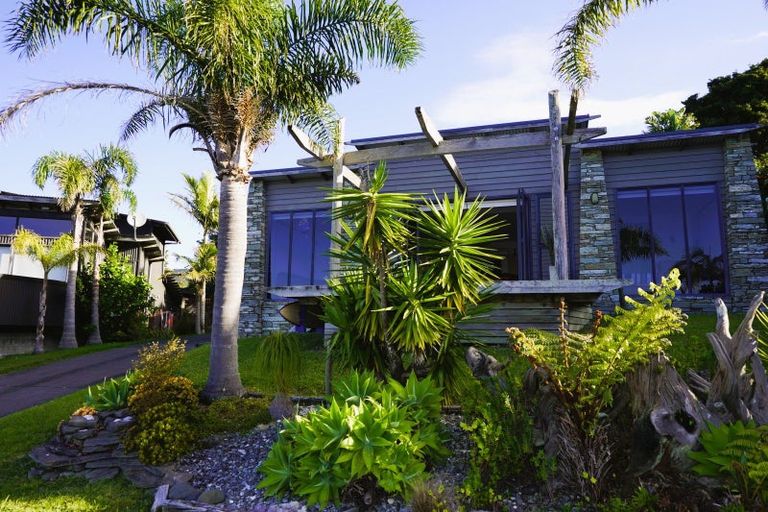 Photo of property in 23 Seacrest Boulevard, Langs Beach, Waipu, 0582