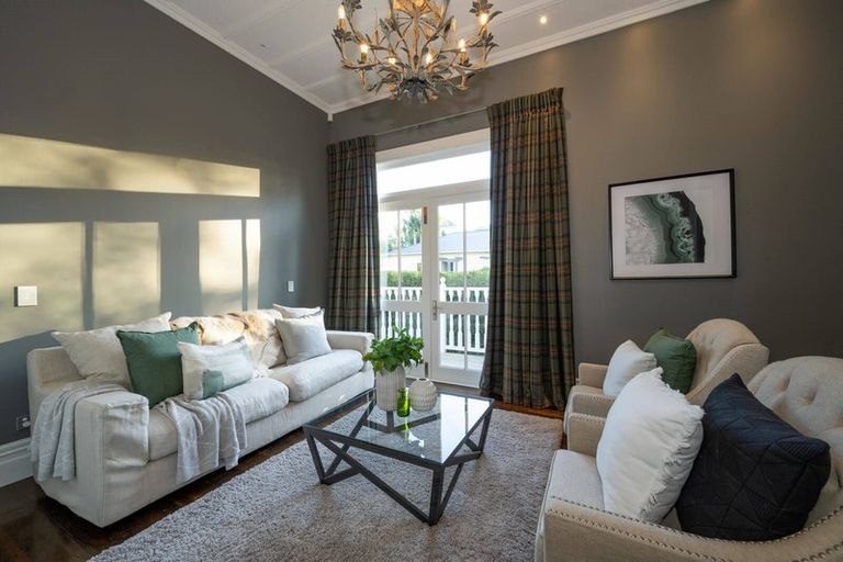 Photo of property in 86 Sarsfield Street, Herne Bay, Auckland, 1011