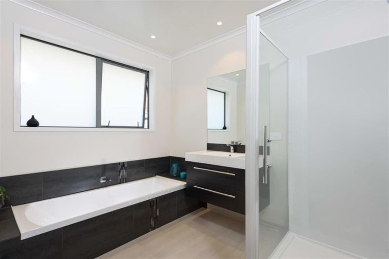 Photo of property in 84 Palm Springs Boulevard, Papamoa Beach, Papamoa, 3118