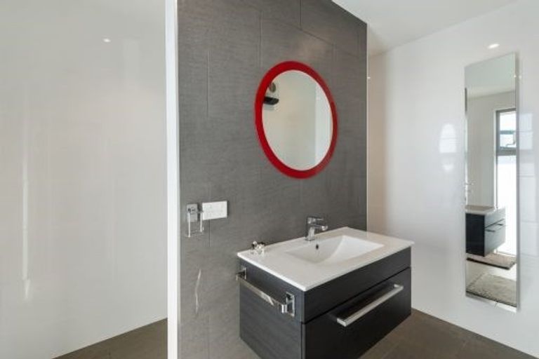 Photo of property in 94 Ravensdale Rise, Westmorland, Christchurch, 8025