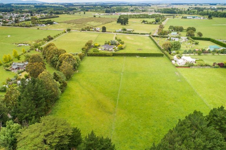 Photo of property in 130 Parewanui Road, Bulls, 4894