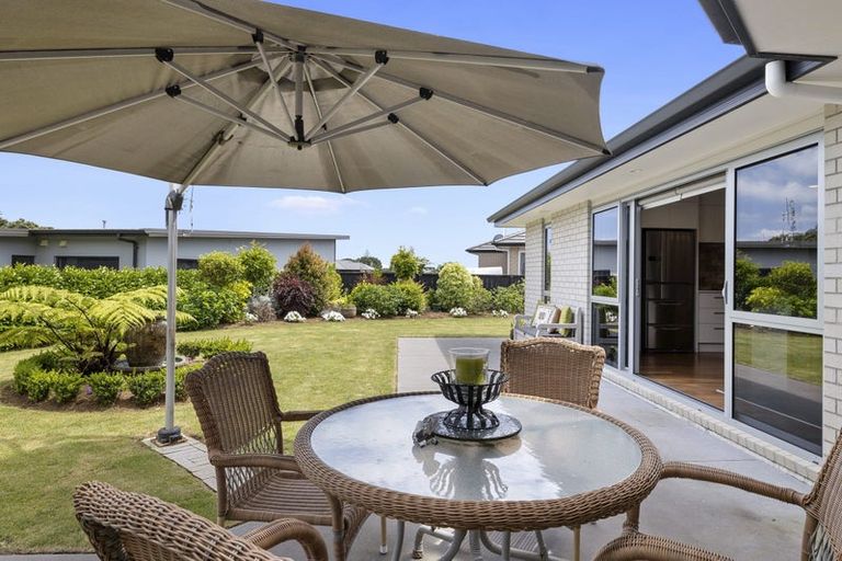 Photo of property in 3 Condor Crescent, Waiwhakaiho, New Plymouth, 4312