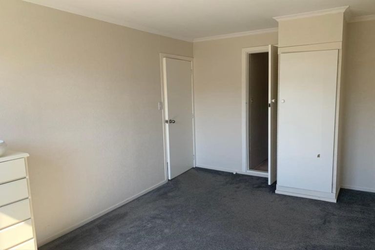 Photo of property in 28 Forest Road, Raumati South, Paraparaumu, 5032