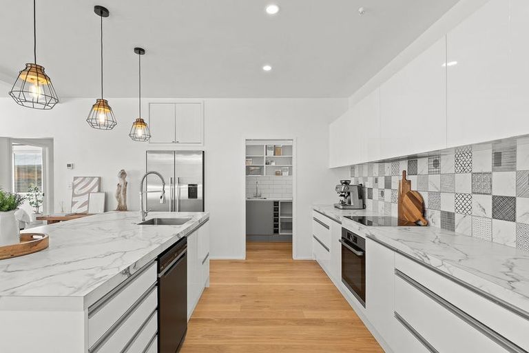 Photo of property in 107 Fulford Street, New Plymouth, 4310