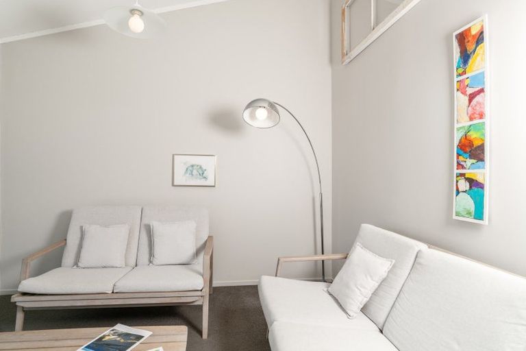 Photo of property in 25e Violet Street, Raglan, 3225