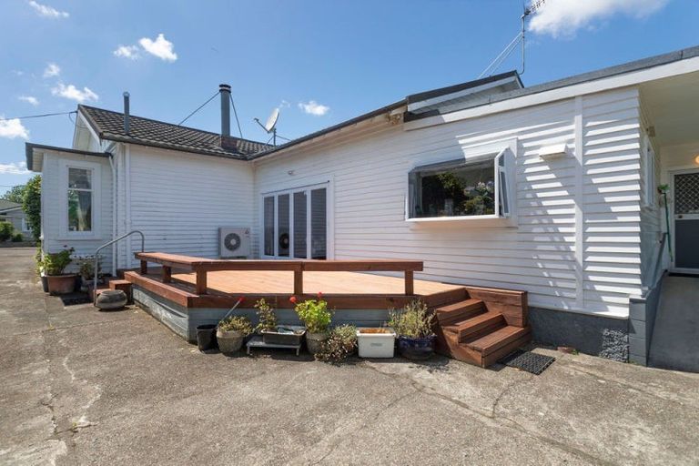 Photo of property in 21 Chamberlain Street, Dannevirke, 4930