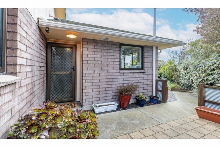 Photo of property in 9a Hegan Place, Rangiora, 7400