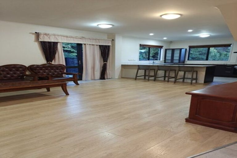 Photo of property in 36 Greenbough Lane, Greenhithe, Auckland, 0632