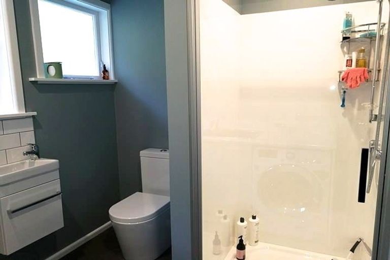 Photo of property in 74 Warwick Street, Wilton, Wellington, 6012