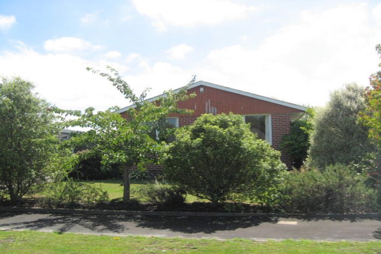 Photo of property in 27 Rollesby Street, Hoon Hay, Christchurch, 8025