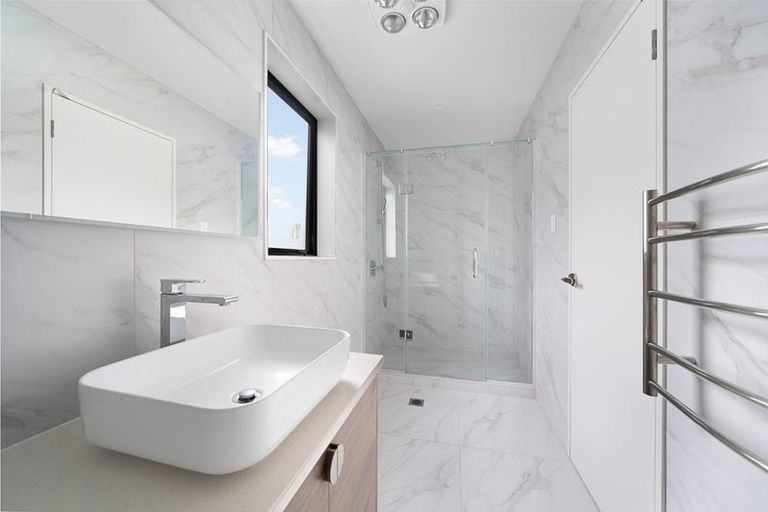 Photo of property in 11 Kaha Road, Takanini, 2110