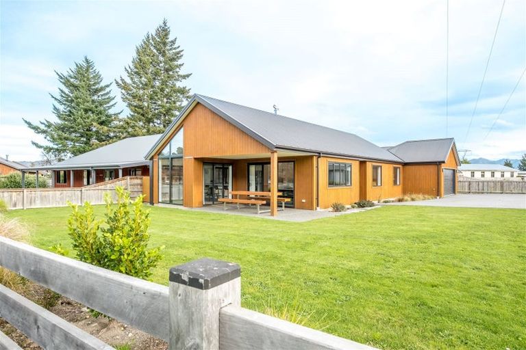 Photo of property in 1 Dumblane Way, Hanmer Springs, 7334