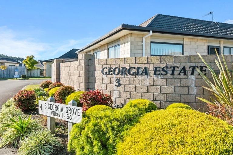 Photo of property in Georgia Estate, 25/3 Georgia Grove, Paraparaumu, 5032