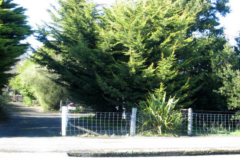 Photo of property in 393 High Street South, Carterton, 5713