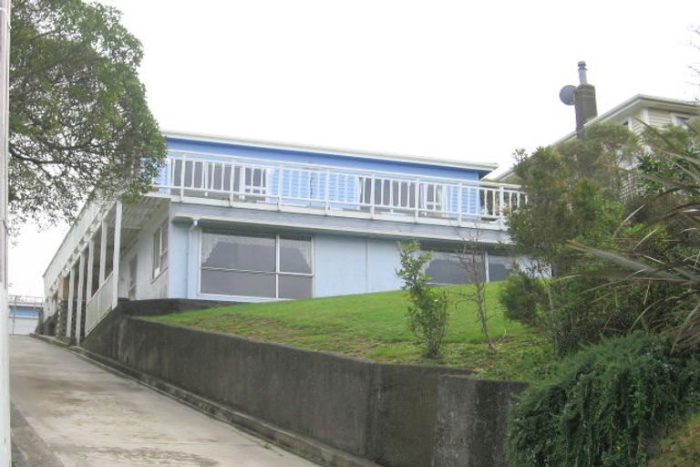 Photo of property in 12 Plumer Street, Johnsonville, Wellington, 6037