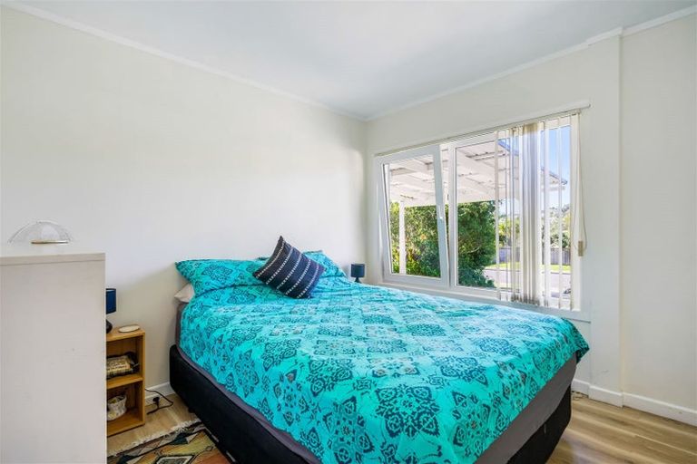 Photo of property in 62 Brian Crescent, Stanmore Bay, Whangaparaoa, 0932
