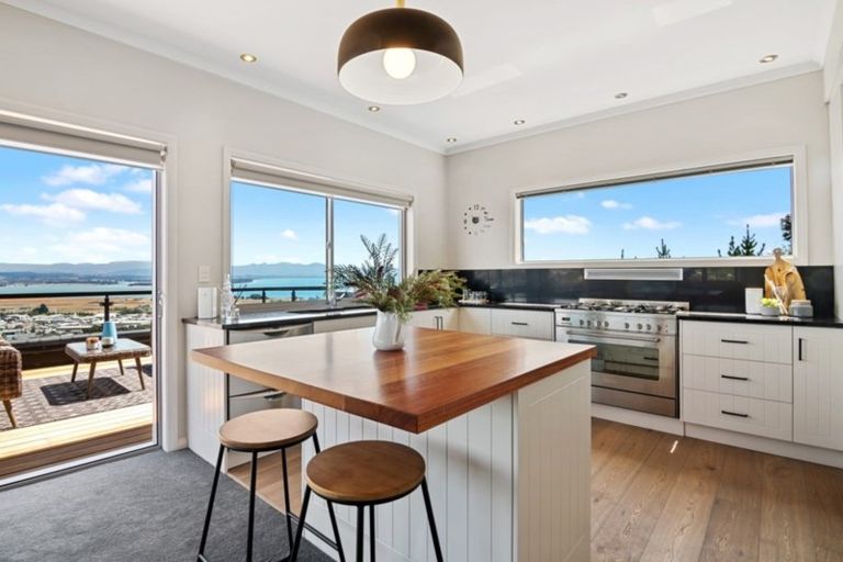 Photo of property in 15 Heemskerck Place, Britannia Heights, Nelson, 7010