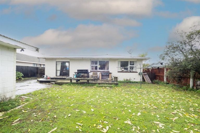 Photo of property in 29 Donnington Street, Parklands, Christchurch, 8083