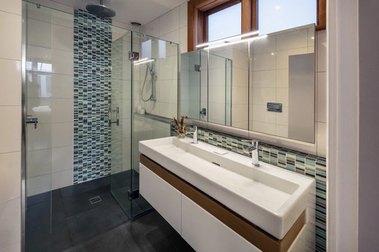 Photo of property in 56 Overtoun Terrace, Hataitai, Wellington, 6021