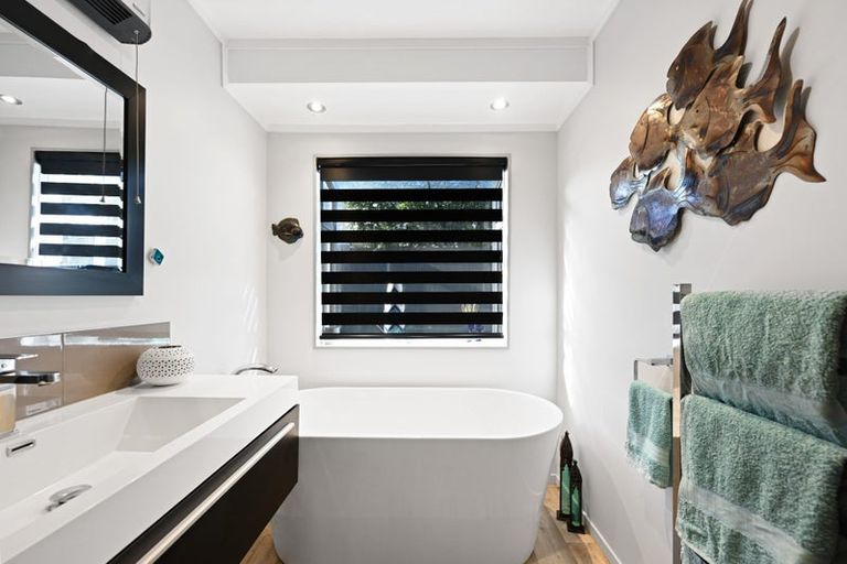 Photo of property in 30a Harrowfield Drive, Harrowfield, Hamilton, 3210