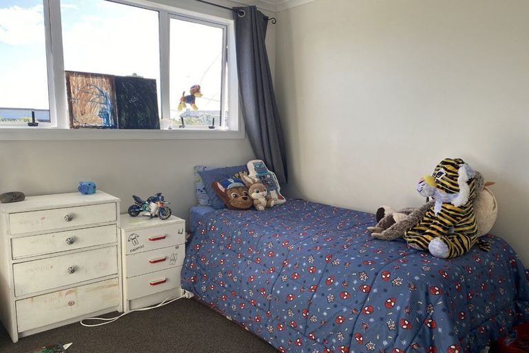 Photo of property in 4 Eatwell Avenue, Paraparaumu Beach, Paraparaumu, 5032