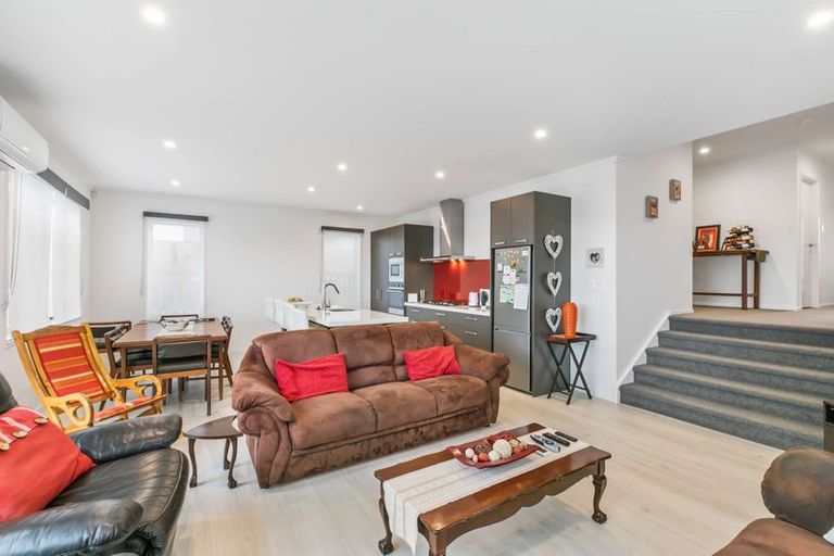 Photo of property in 16 Kiwa Crescent, Gulf Harbour, Whangaparaoa, 0930