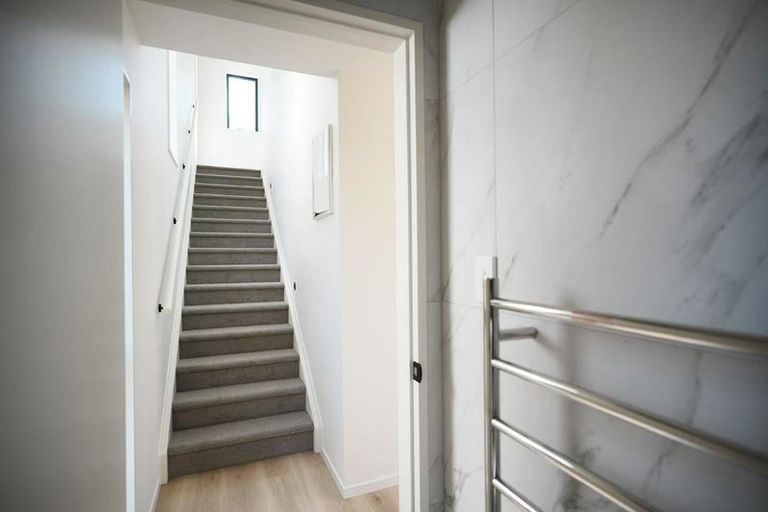 Photo of property in 20b Glenvar Road, Torbay, Auckland, 0630