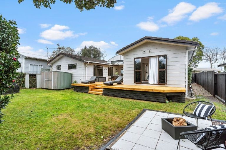Photo of property in 25 Sunningdale Street, Wattle Downs, Auckland, 2103
