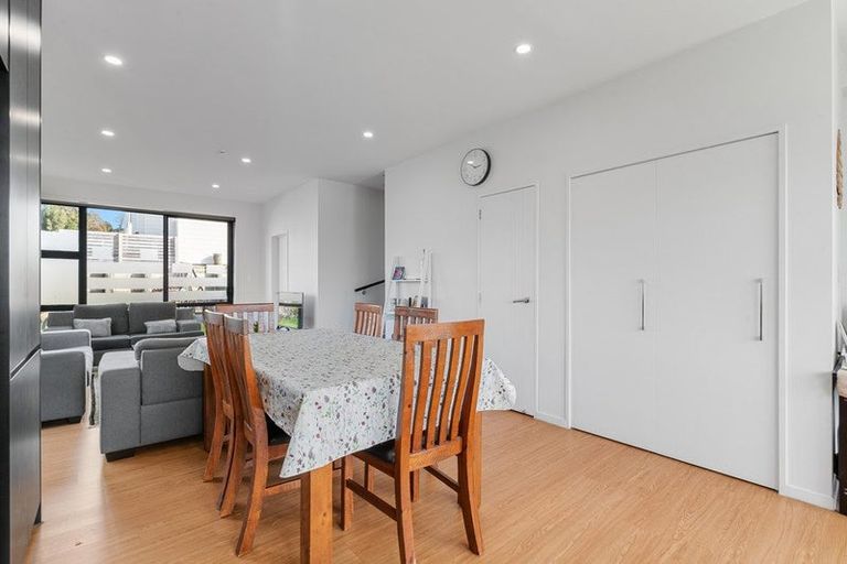 Photo of property in 12 Karoro Road, Flat Bush, Auckland, 2019