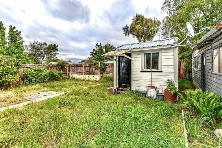 Photo of property in 12 Rowan Avenue, Aranui, Christchurch, 8061