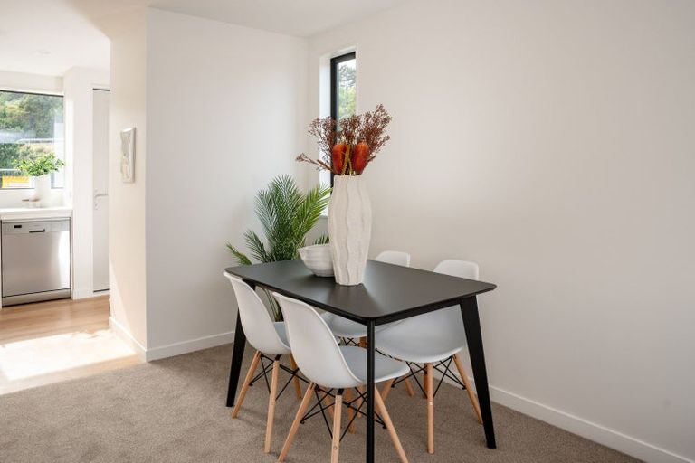 Photo of property in 90 Ara Paiwhenua, Tawa, Wellington, 5028