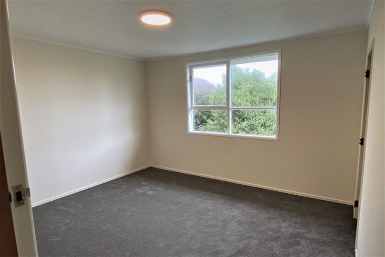 Photo of property in 23 Ennis Avenue, Pakuranga Heights, Auckland, 2010