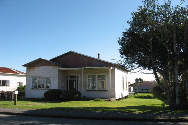 Photo of property in 253 Sewell Street, Hokitika, 7810