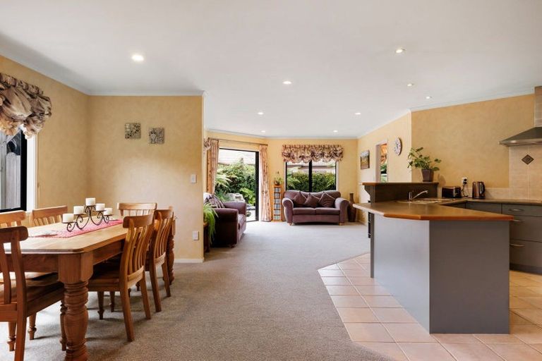 Photo of property in 3 Lockhart Place, Rototuna, Hamilton, 3210