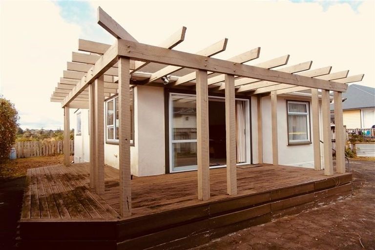 Photo of property in 17a Aotea Street, Welbourn, New Plymouth, 4312