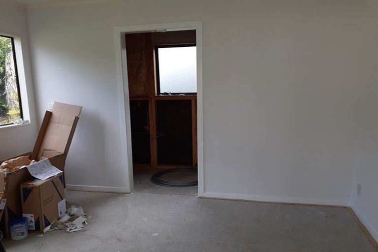 Photo of property in 12 Miles Place, Awapuni, Palmerston North, 4412
