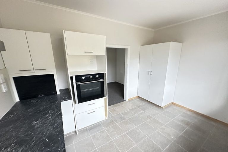 Photo of property in 14 Peck Street, Taita, Lower Hutt, 5011