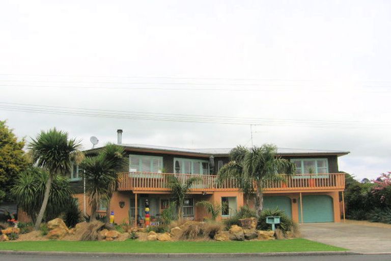 Photo of property in 1 Aorangi Road, Paeroa, 3600