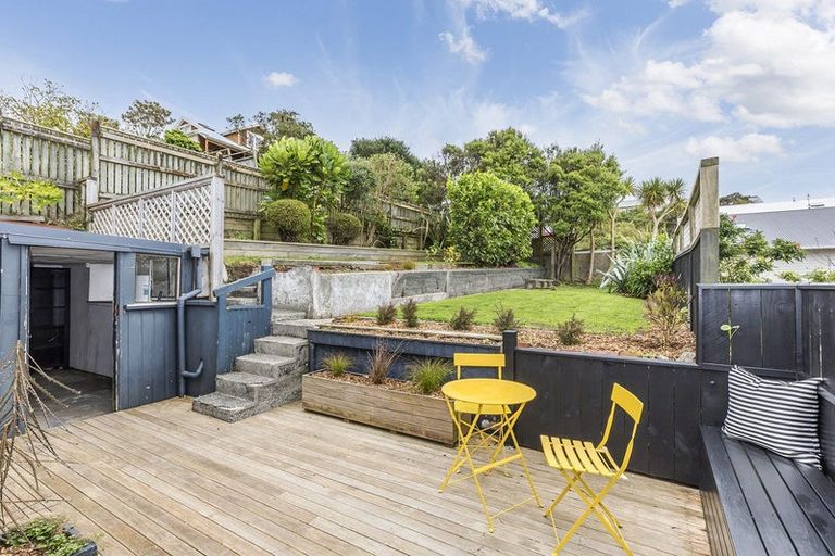 Photo of property in 30 Cleveland Street, Brooklyn, Wellington, 6021