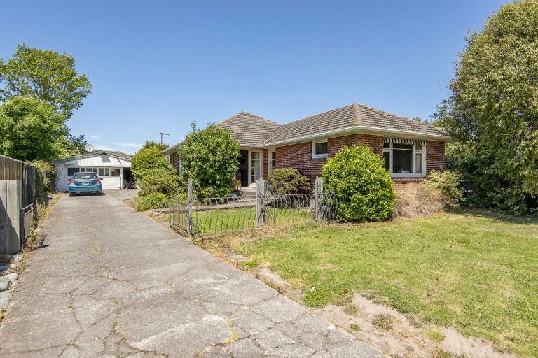 Photo of property in 9 Gladson Avenue, Sockburn, Christchurch, 8042