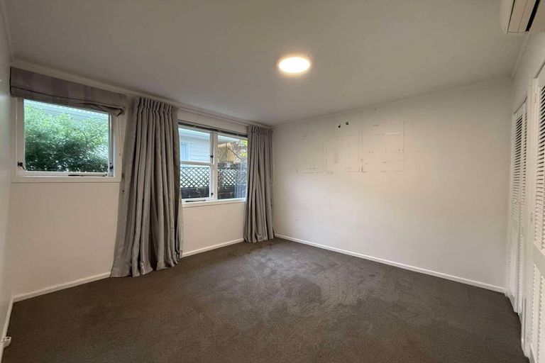 Photo of property in 16 Mission Street, Waterloo, Lower Hutt, 5011