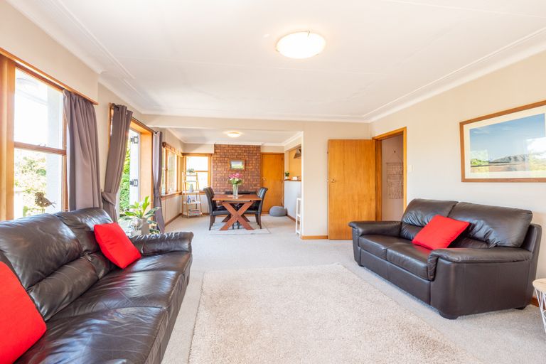 Photo of property in 121 Main Road, Fairfield, Dunedin, 9018